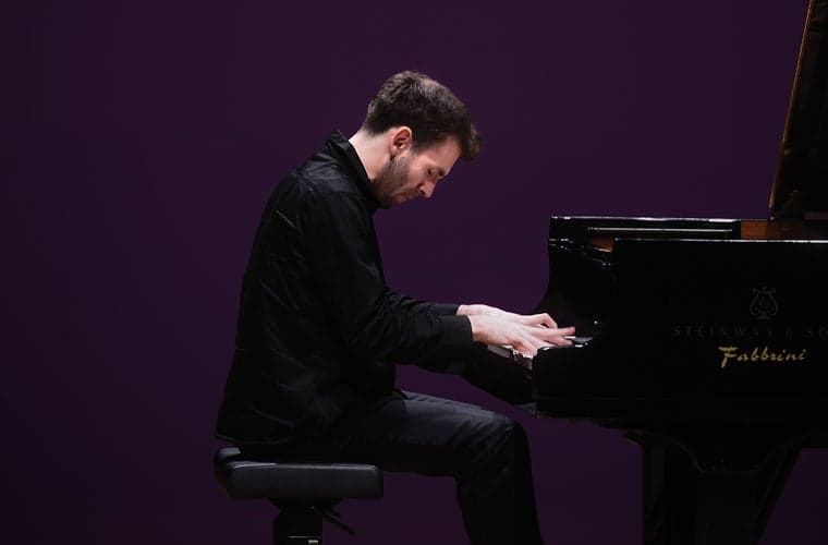 Alexandre Kantorow in Recital